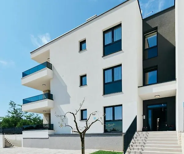 아파트 San Maris 우마그