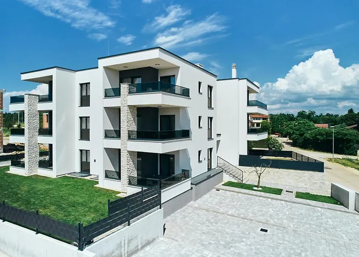 San Maris 아파트 우마그